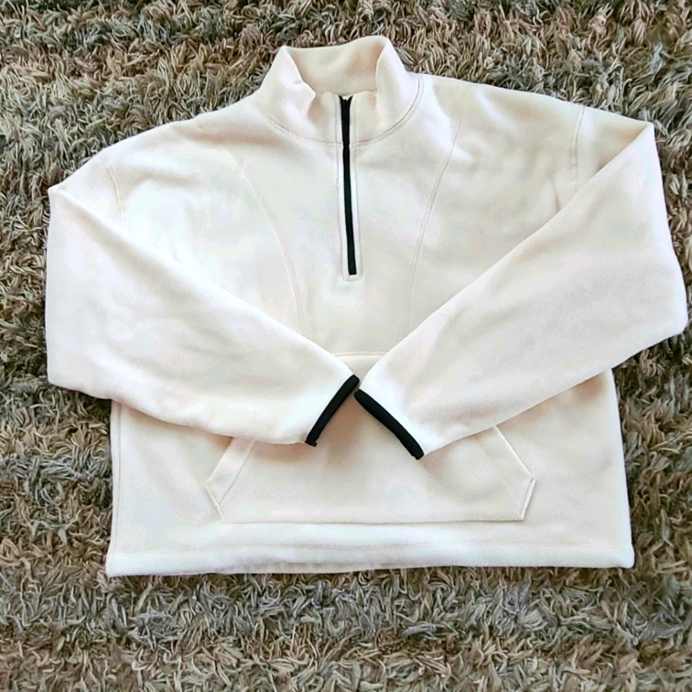 💗NWOT- Victoria's Secret PINK fleece pullover!💗